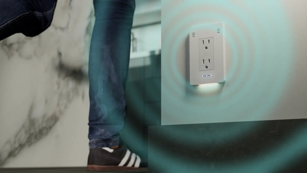 InvisOutlet Pro detecting someone entering a room